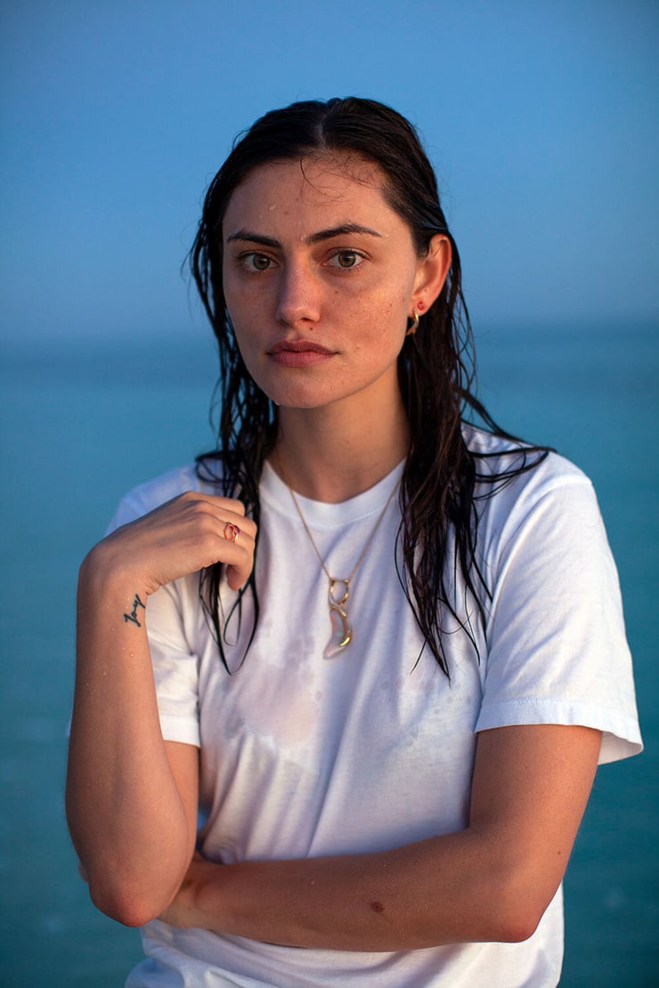 Phoebe Tonkin