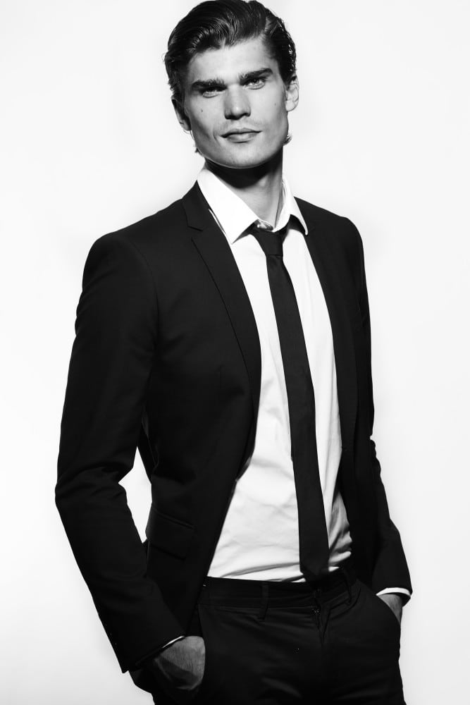 Jon Hjelholt