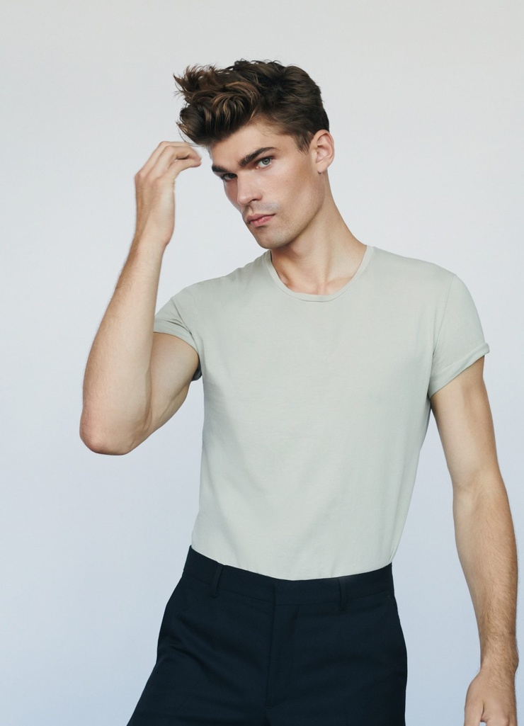 Jon Hjelholt