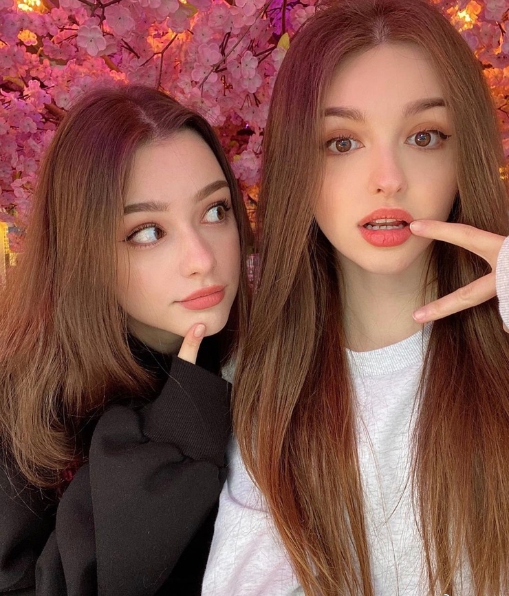 Elina Karimova Elina Karimova