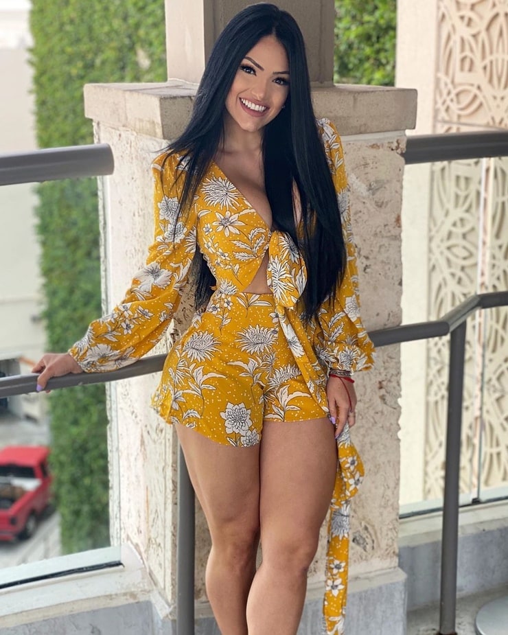 Taneth Gimenez Taneth Gimenez