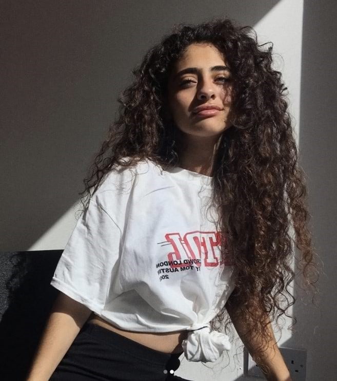 Deba Hekmat