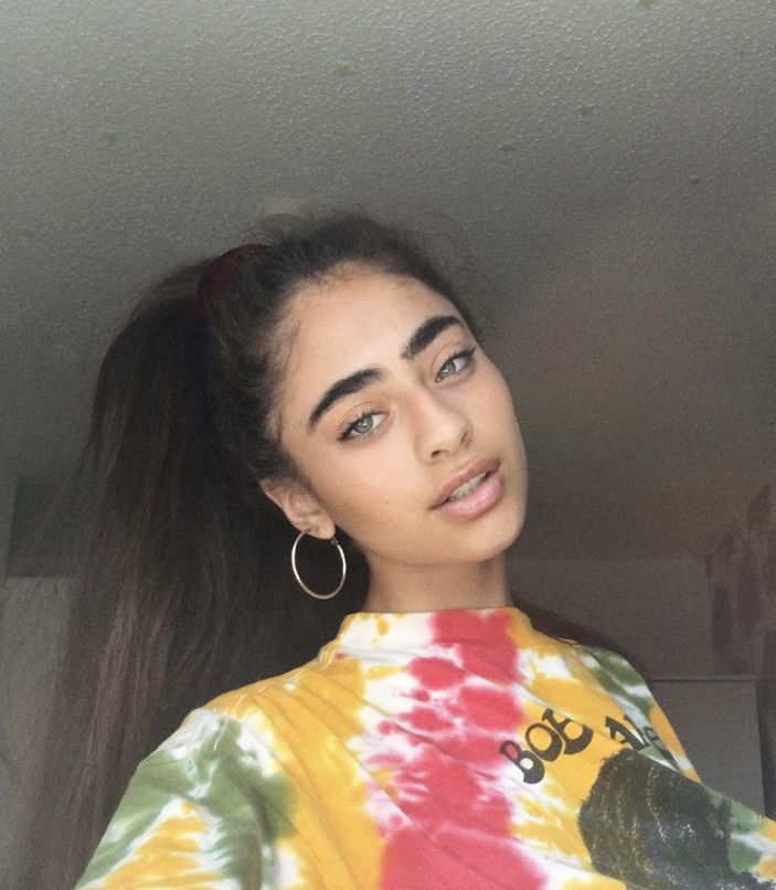 Deba Hekmat