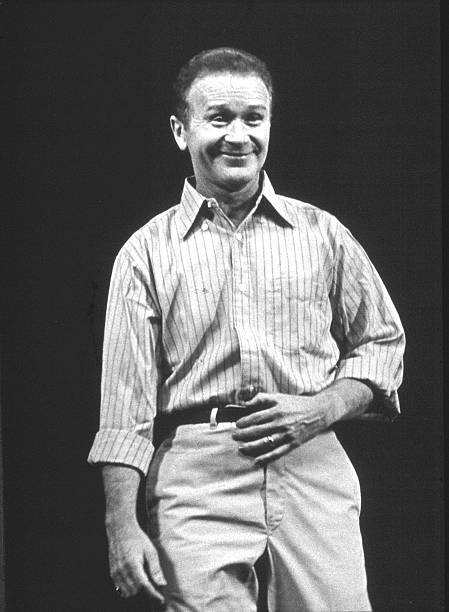 Red Buttons Red Buttons