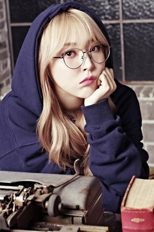 Moon Byul Yi Moon Byul Yi