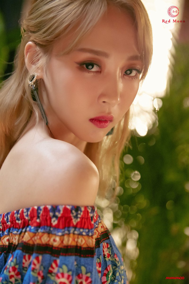 Moon Byul Yi Moon Byul Yi
