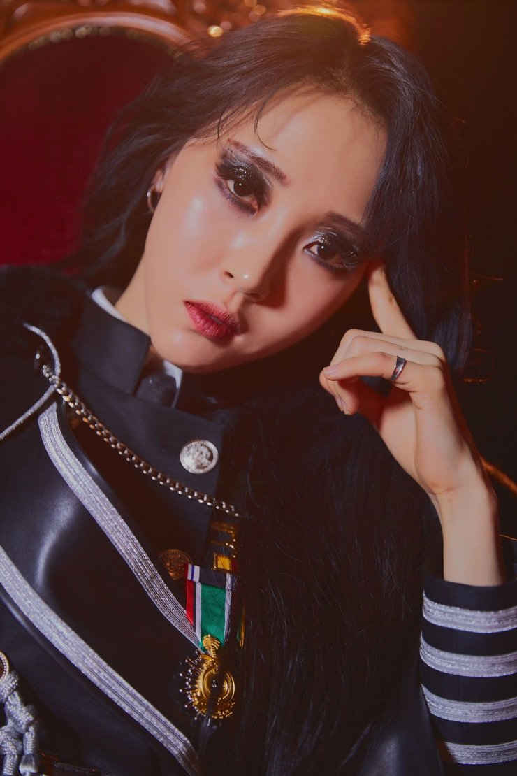 Moon Byul Yi Moon Byul Yi