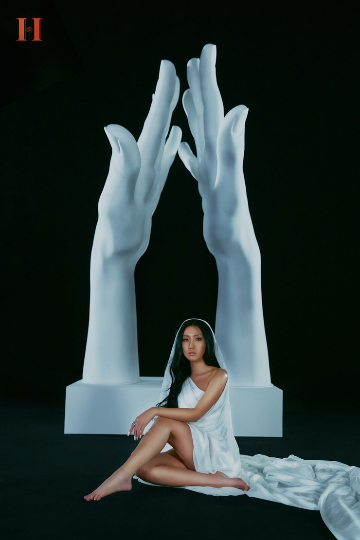 Hwasa Hwasa