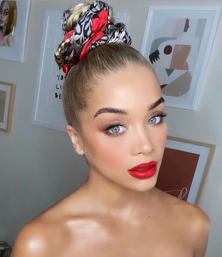 Jasmine Sanders Jasmine Sanders