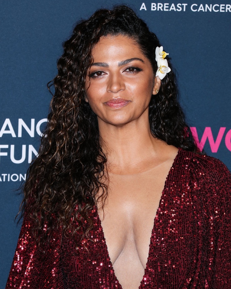 Camila Alves