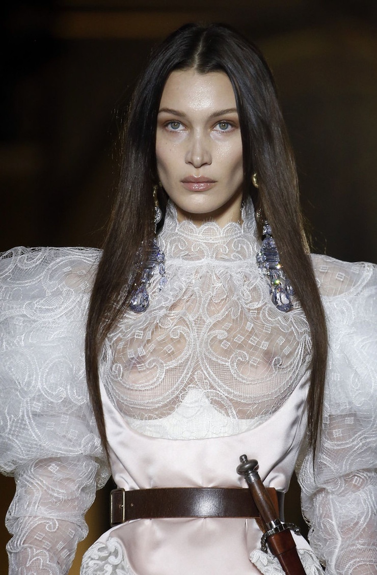 Bella Hadid Bella Hadid