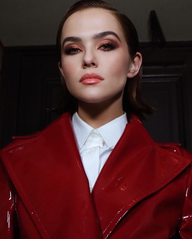 Zoey Deutch Zoey Deutch