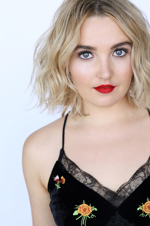 Chloe Fineman