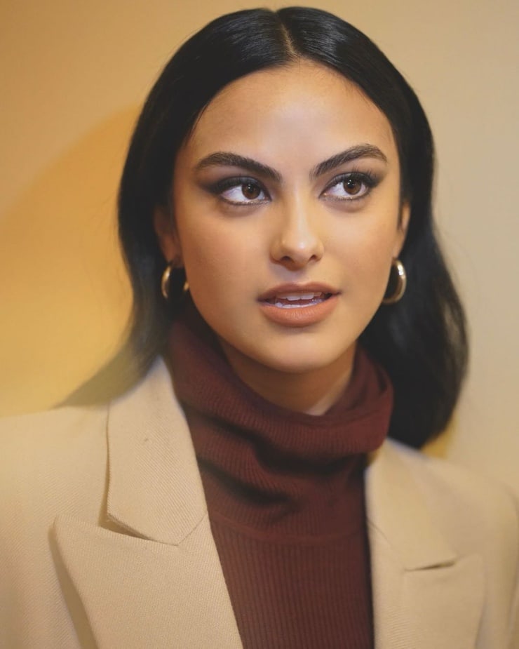 Camila Mendes