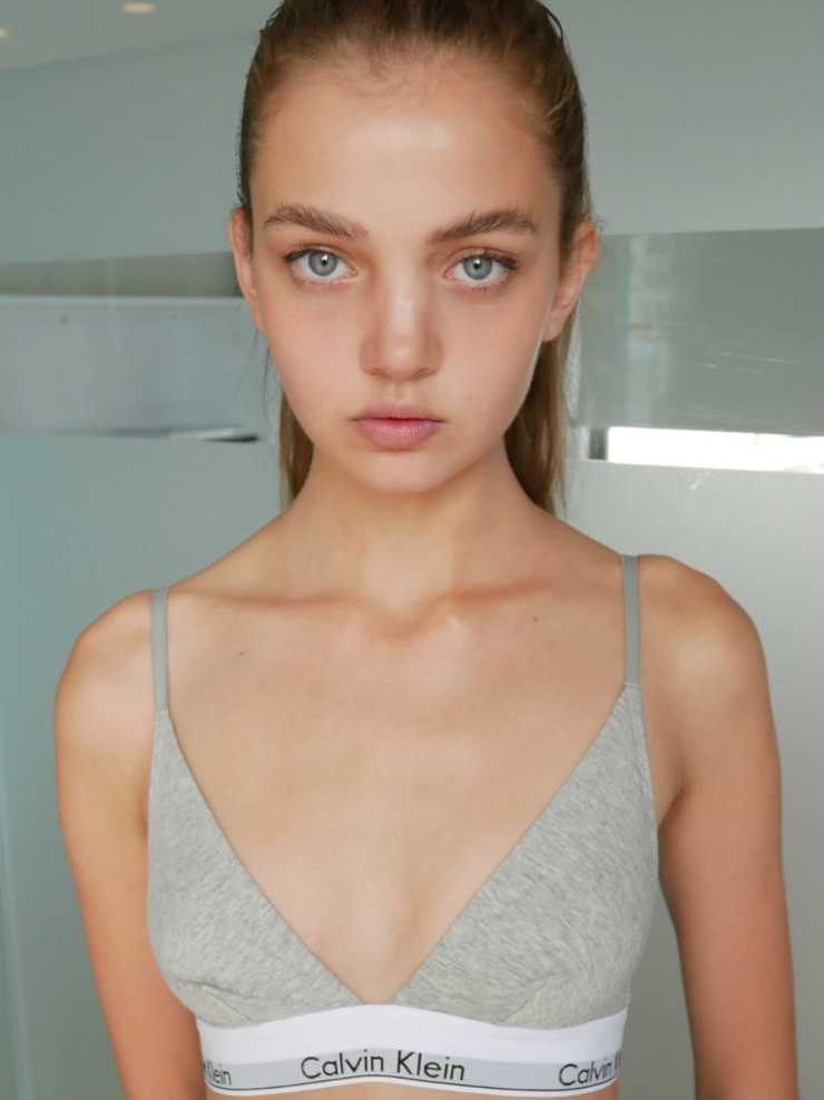 ANNA VIVCHAR