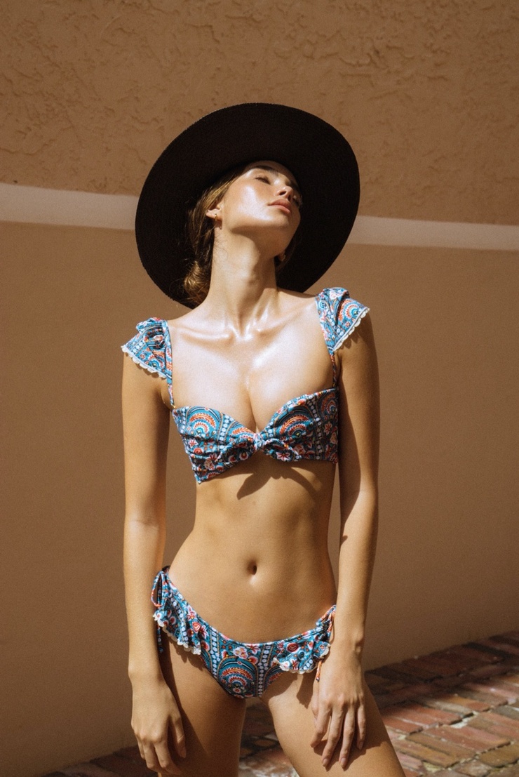 Cindy Mello Cindy Mello