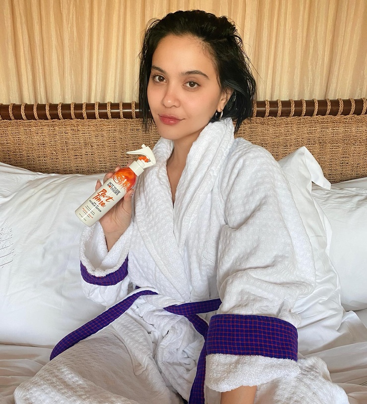 Stella Hudgens