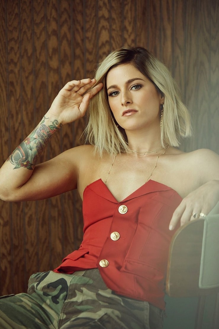 Cassadee Pope