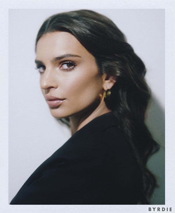 Emily Ratajkowski