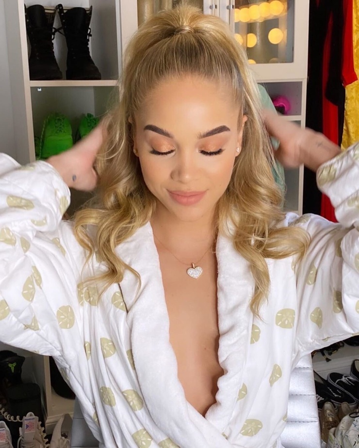 Jasmine Sanders Jasmine Sanders