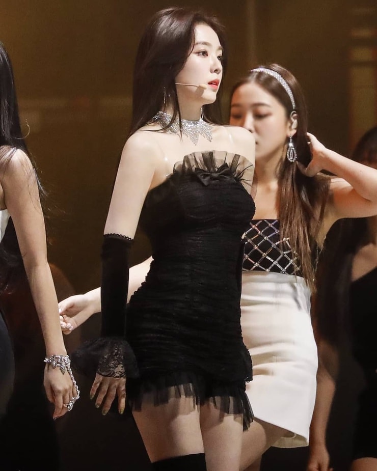 Irene (Bae Ju Hyun) Irene (Bae Ju Hyun)
