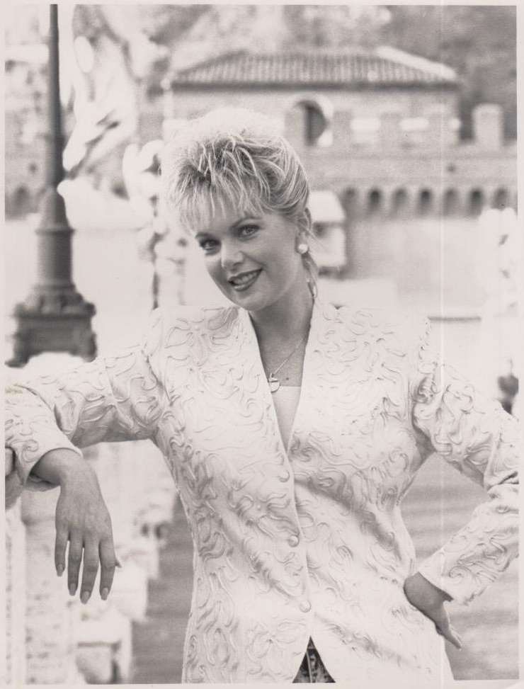 Ann Jillian