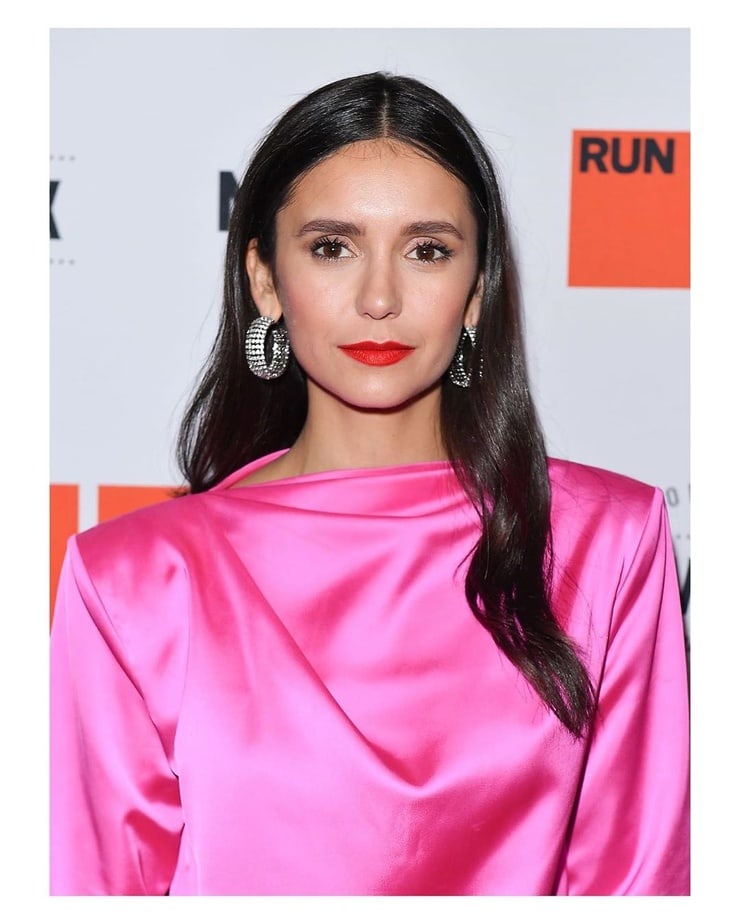Nina Dobrev