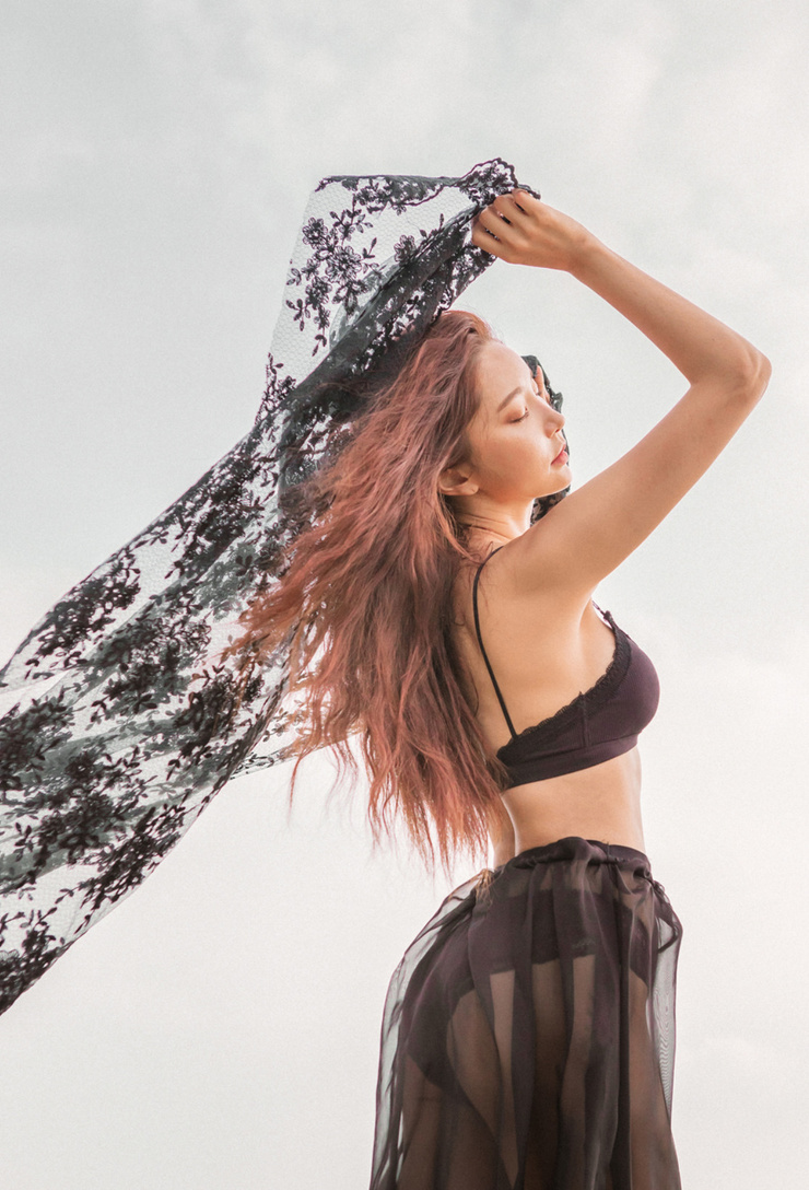 Park Soo Yeon