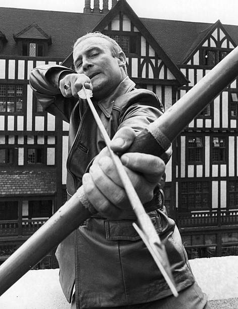 Edward Woodward