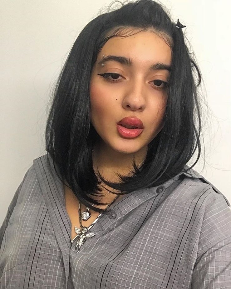 Picture of Dounia