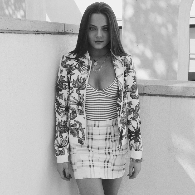 Ava Allan