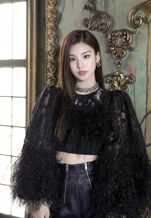 Hwang Yeji