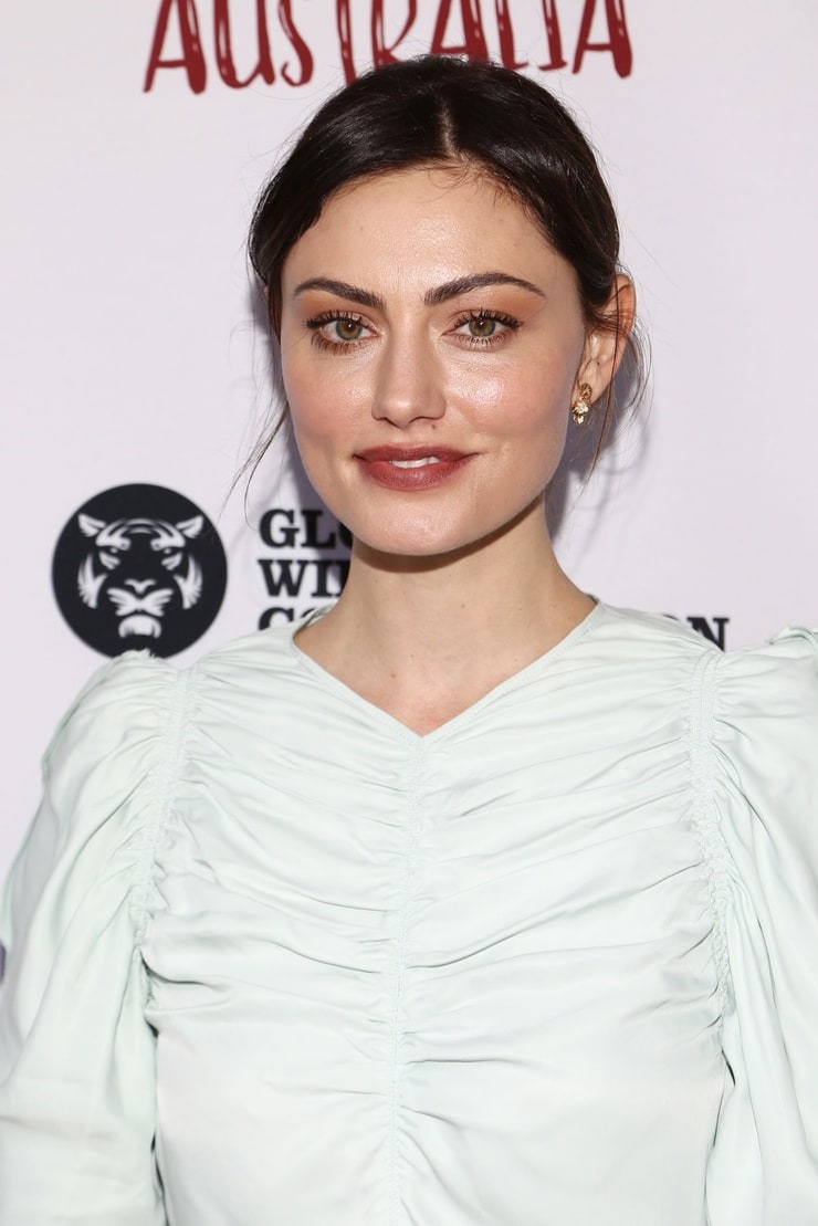 Phoebe Tonkin