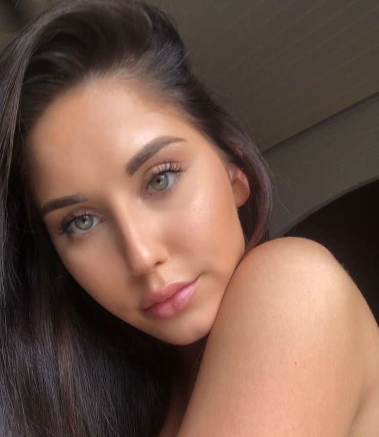 Picture of Kristina Ewing