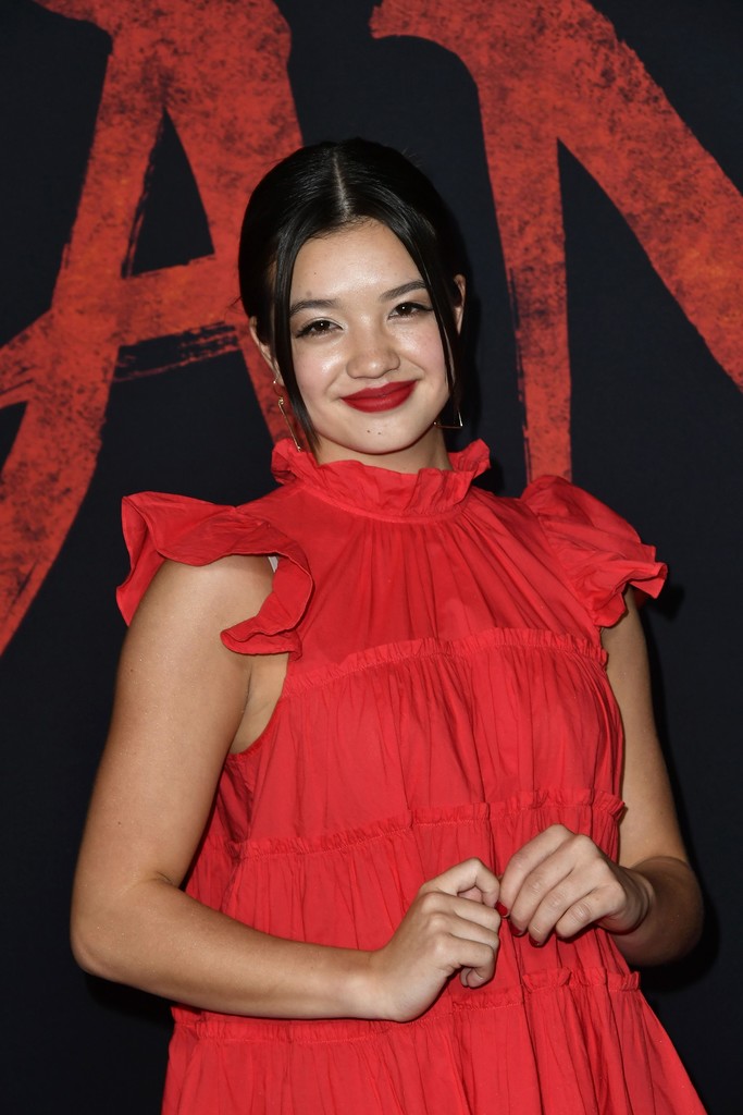 Peyton Elizabeth Lee Peyton Elizabeth Lee