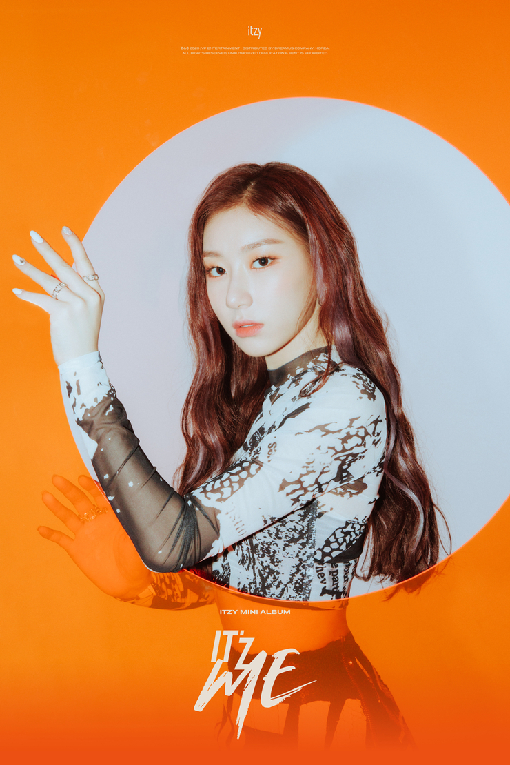 Chaeryeong Chaeryeong
