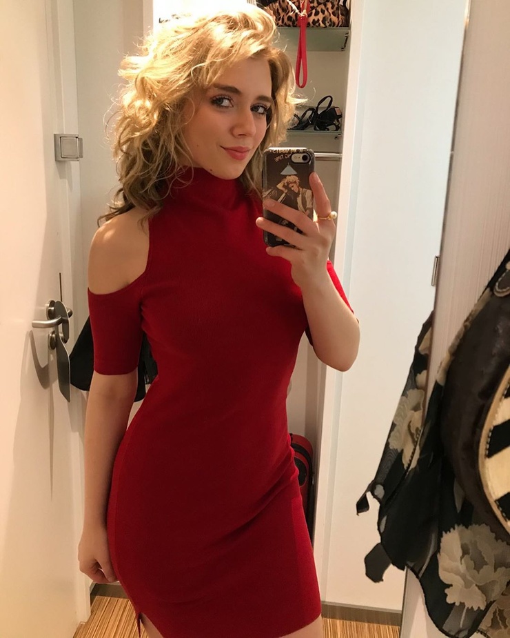 Elizabeth Wheeland Elizabeth Wheeland