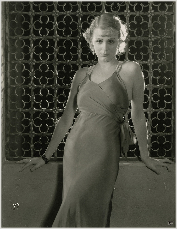 Gloria Stuart