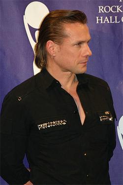 Larry Mullen Jr.