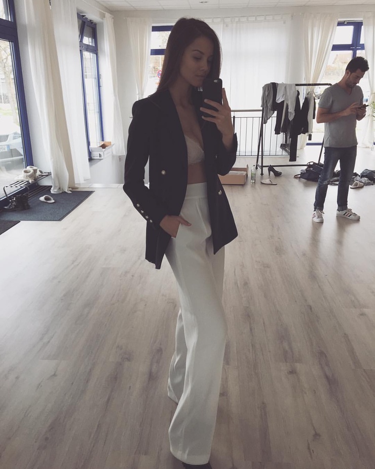 NICOLA CAVANIS
