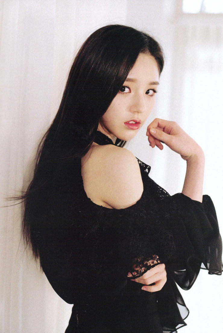 HeeJin HeeJin