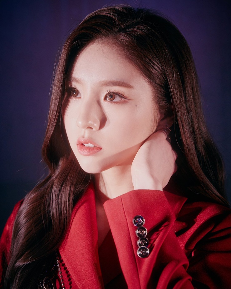 HeeJin HeeJin
