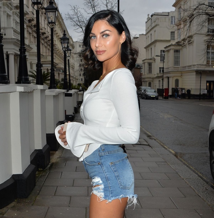 Cally Jane Beech