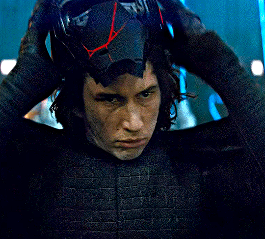 https://iv1.lisimg.com/image/20833147/540full-kylo-ren.jpg