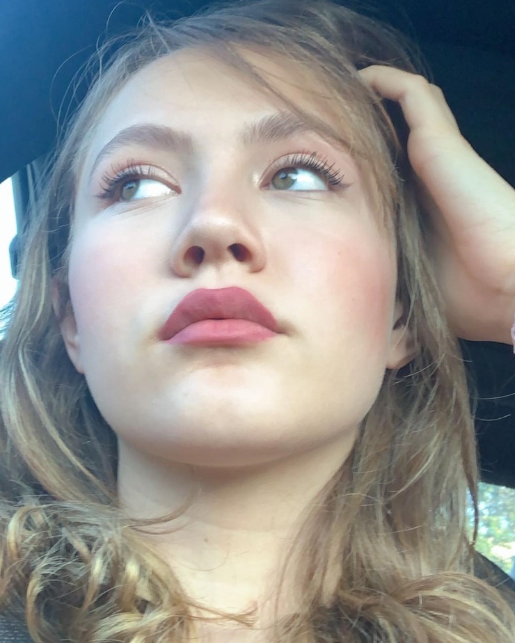 Iris Apatow Iris Apatow