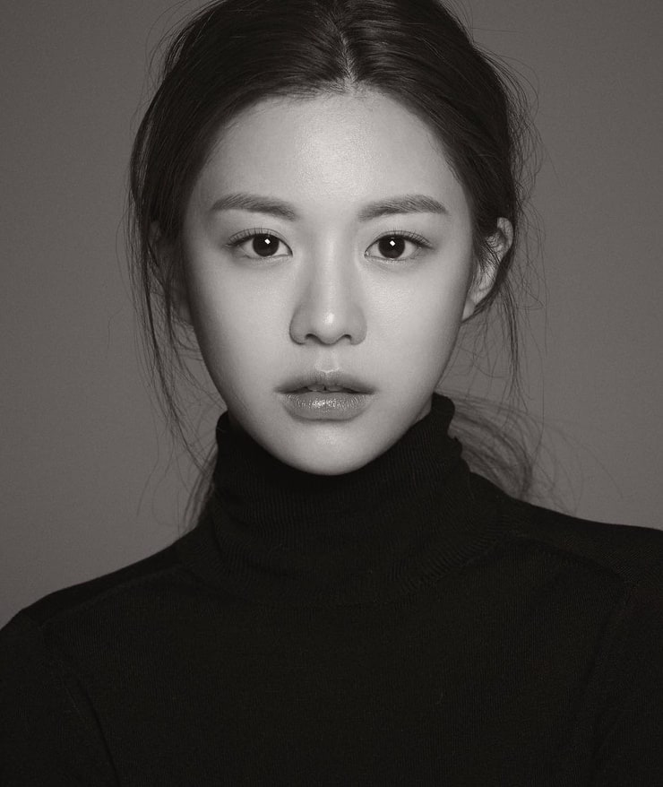 Picture of Yoon-Jung Go