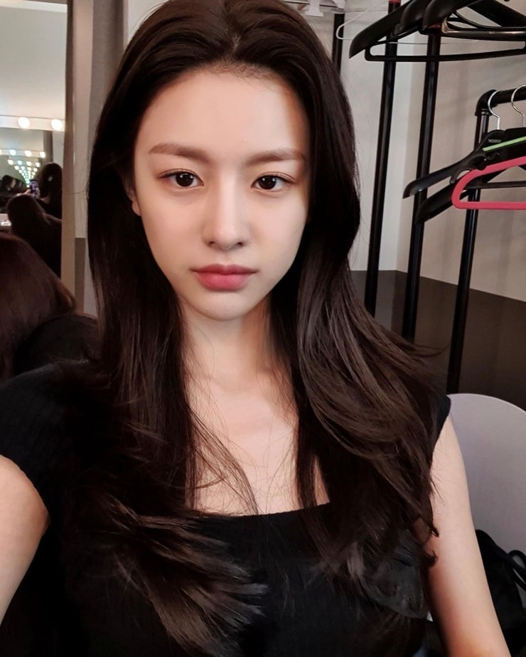 Picture of Yoon-Jung Go