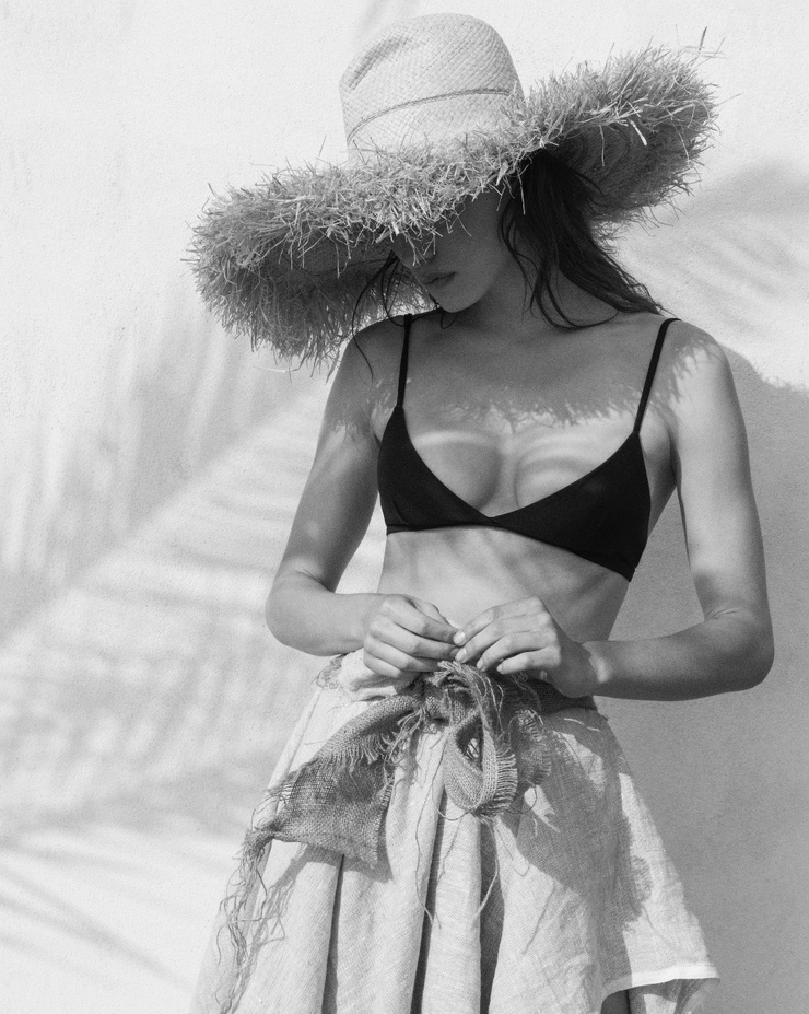 Phoebe Tonkin