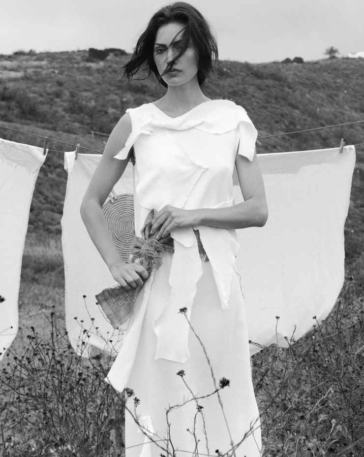 Phoebe Tonkin