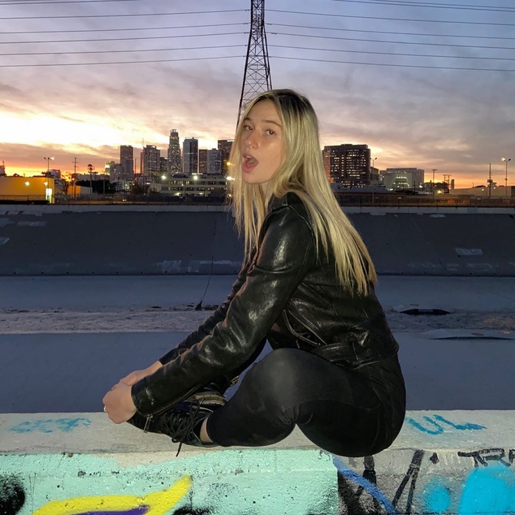 Kayla Jones ()